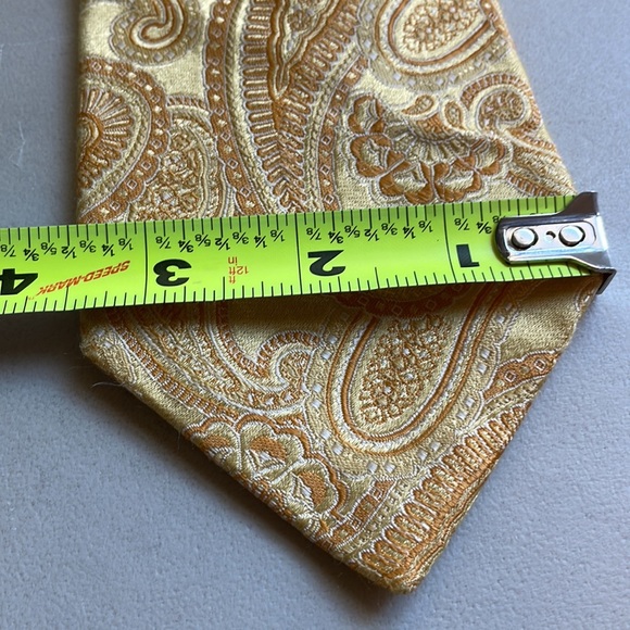 Tommy Hilfiger 3.5” X 60” gold paisley dual pattern necktie tie 100% silk - Picture 7 of 8